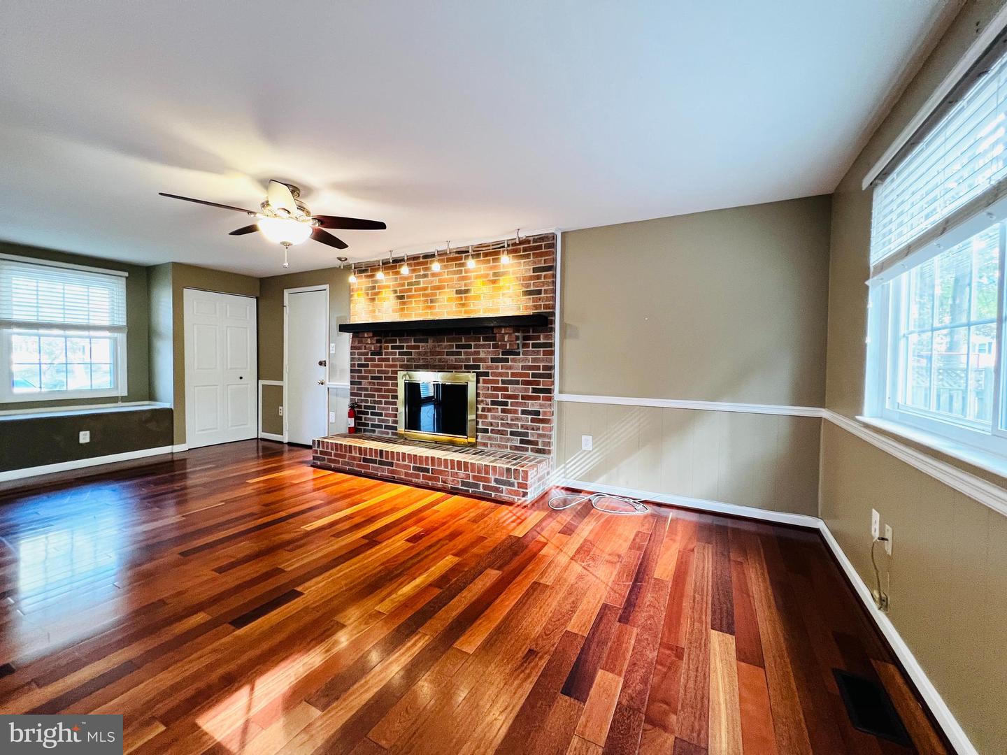 9001 FOX LAIR DR, BURKE, Virginia 22015, 5 Bedrooms Bedrooms, ,2 BathroomsBathrooms,Residential,For sale,9001 FOX LAIR DR,VAFX2258322 MLS # VAFX2258322