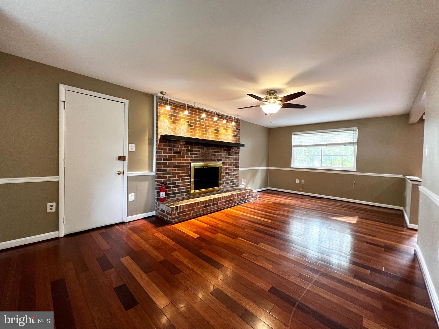 9001 FOX LAIR DR, BURKE, Virginia 22015, 5 Bedrooms Bedrooms, ,2 BathroomsBathrooms,Residential,For sale,9001 FOX LAIR DR,VAFX2258322 MLS # VAFX2258322