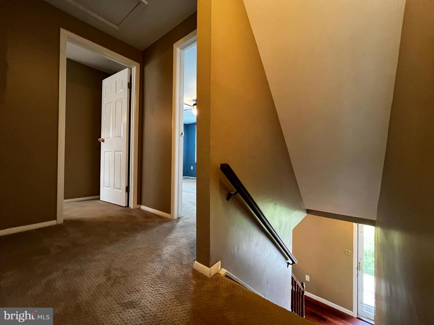 9001 FOX LAIR DR, BURKE, Virginia 22015, 5 Bedrooms Bedrooms, ,2 BathroomsBathrooms,Residential,For sale,9001 FOX LAIR DR,VAFX2258322 MLS # VAFX2258322