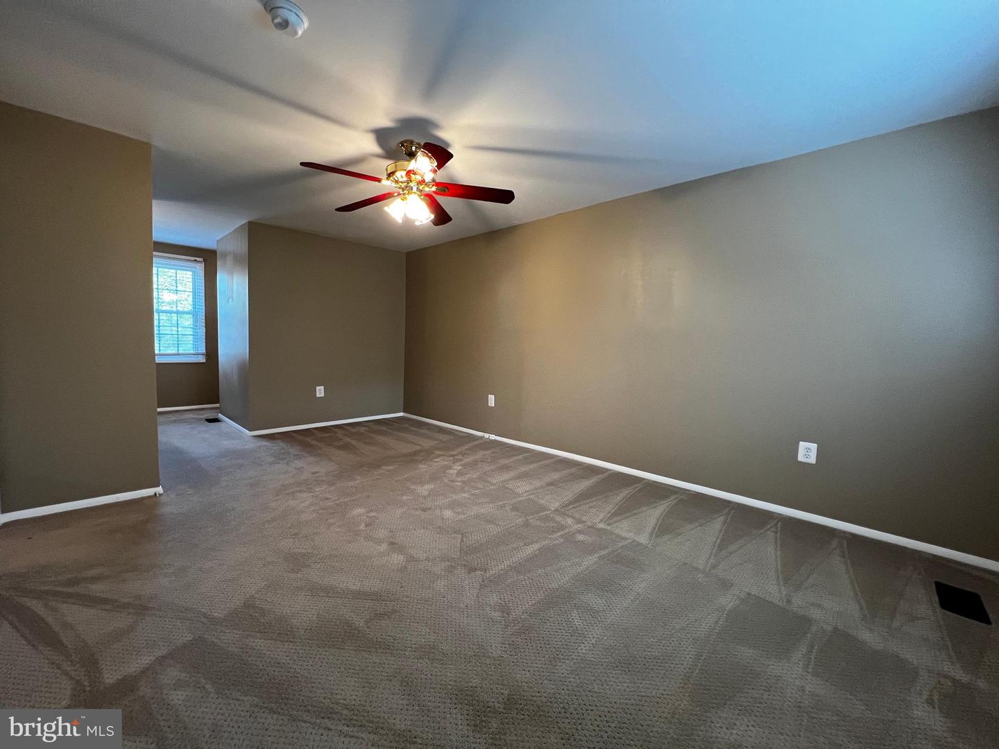 9001 FOX LAIR DR, BURKE, Virginia 22015, 5 Bedrooms Bedrooms, ,2 BathroomsBathrooms,Residential,For sale,9001 FOX LAIR DR,VAFX2258322 MLS # VAFX2258322