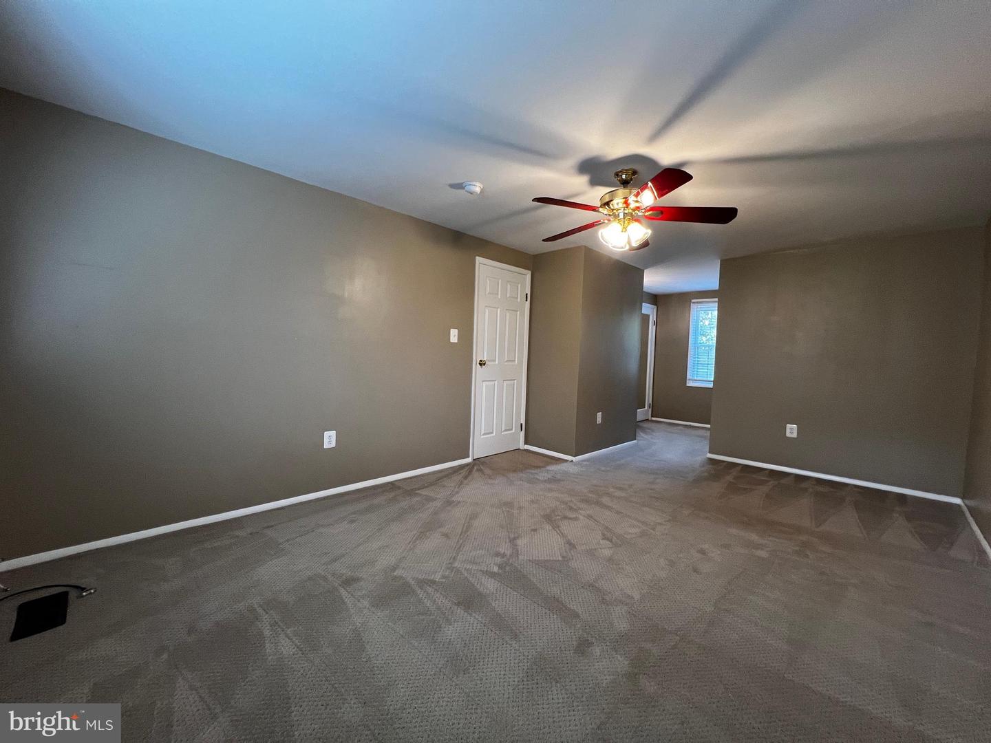 9001 FOX LAIR DR, BURKE, Virginia 22015, 5 Bedrooms Bedrooms, ,2 BathroomsBathrooms,Residential,For sale,9001 FOX LAIR DR,VAFX2258322 MLS # VAFX2258322