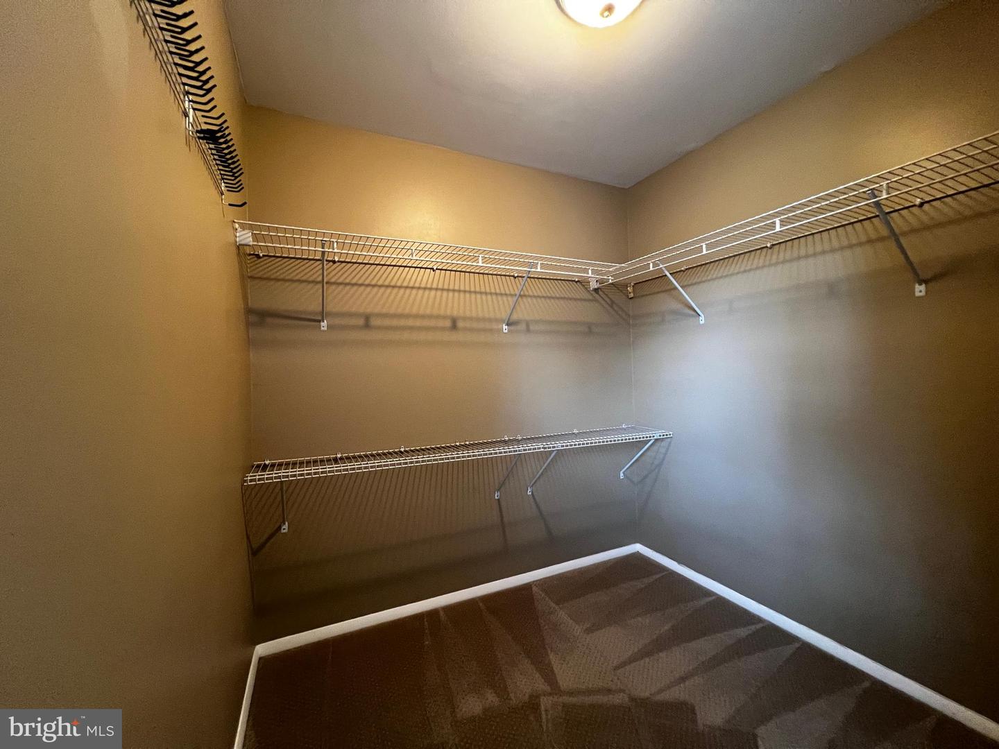 9001 FOX LAIR DR, BURKE, Virginia 22015, 5 Bedrooms Bedrooms, ,2 BathroomsBathrooms,Residential,For sale,9001 FOX LAIR DR,VAFX2258322 MLS # VAFX2258322