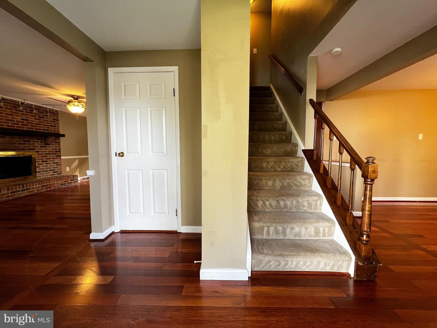 9001 FOX LAIR DR, BURKE, Virginia 22015, 5 Bedrooms Bedrooms, ,2 BathroomsBathrooms,Residential,For sale,9001 FOX LAIR DR,VAFX2258322 MLS # VAFX2258322