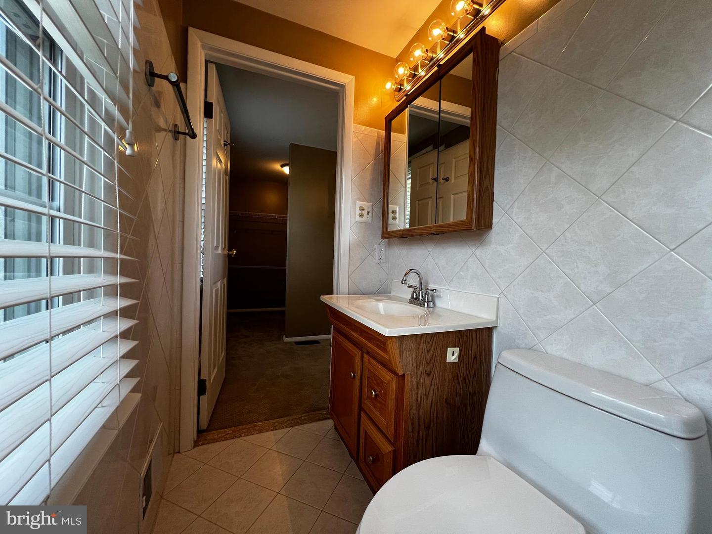 9001 FOX LAIR DR, BURKE, Virginia 22015, 5 Bedrooms Bedrooms, ,2 BathroomsBathrooms,Residential,For sale,9001 FOX LAIR DR,VAFX2258322 MLS # VAFX2258322