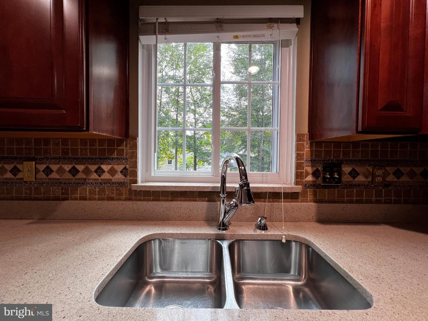 9001 FOX LAIR DR, BURKE, Virginia 22015, 5 Bedrooms Bedrooms, ,2 BathroomsBathrooms,Residential,For sale,9001 FOX LAIR DR,VAFX2258322 MLS # VAFX2258322