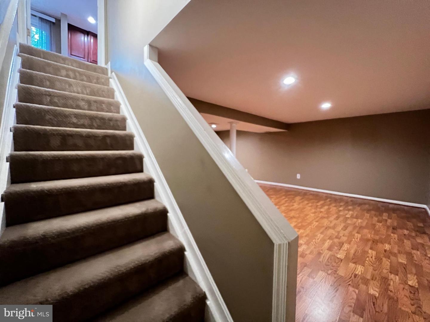 9001 FOX LAIR DR, BURKE, Virginia 22015, 5 Bedrooms Bedrooms, ,2 BathroomsBathrooms,Residential,For sale,9001 FOX LAIR DR,VAFX2258322 MLS # VAFX2258322