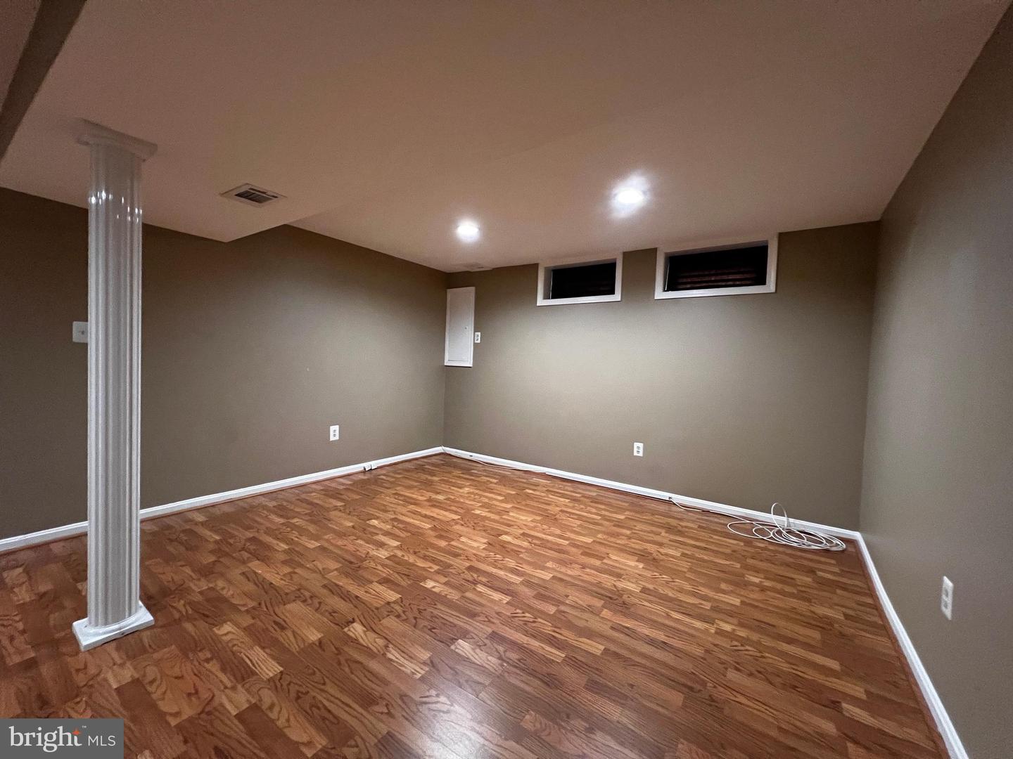 9001 FOX LAIR DR, BURKE, Virginia 22015, 5 Bedrooms Bedrooms, ,2 BathroomsBathrooms,Residential,For sale,9001 FOX LAIR DR,VAFX2258322 MLS # VAFX2258322