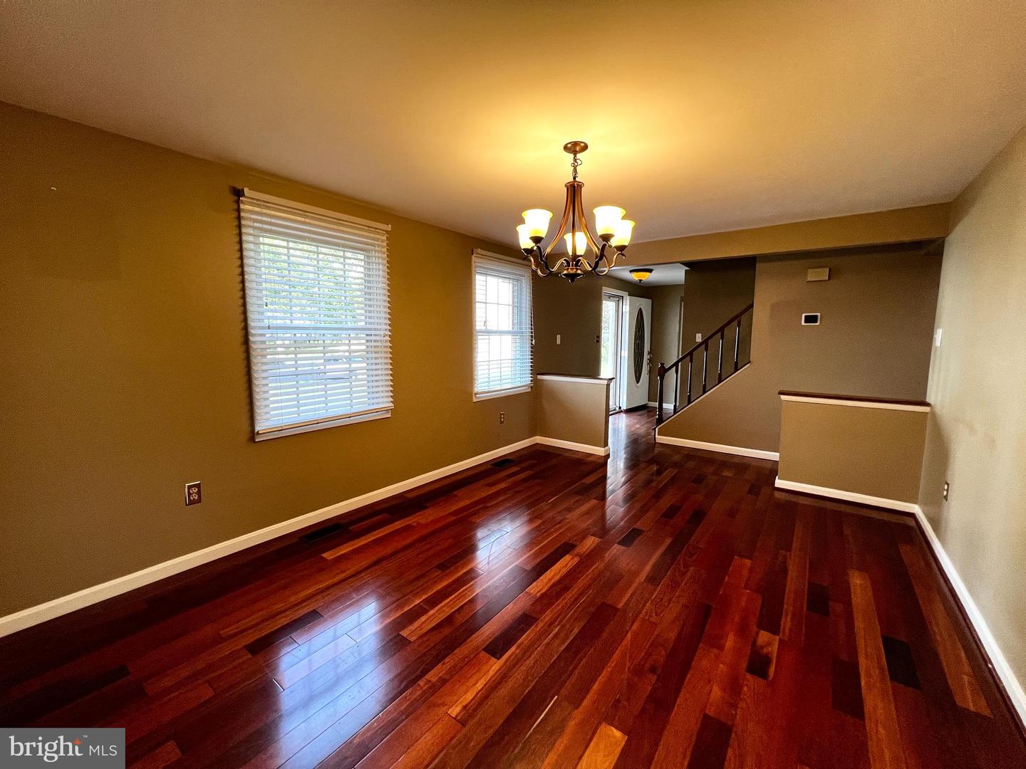 9001 FOX LAIR DR, BURKE, Virginia 22015, 5 Bedrooms Bedrooms, ,2 BathroomsBathrooms,Residential,For sale,9001 FOX LAIR DR,VAFX2258322 MLS # VAFX2258322