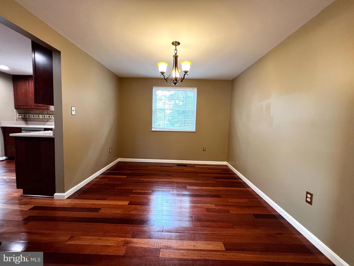 9001 FOX LAIR DR, BURKE, Virginia 22015, 5 Bedrooms Bedrooms, ,2 BathroomsBathrooms,Residential,For sale,9001 FOX LAIR DR,VAFX2258322 MLS # VAFX2258322