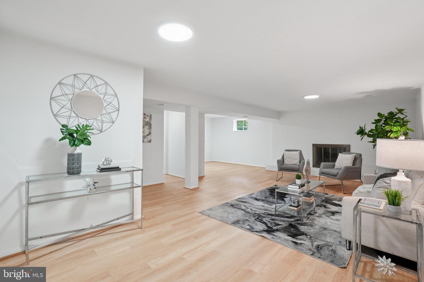 5803 SUNDERLAND CT, ALEXANDRIA, Virginia 22315, 4 Bedrooms Bedrooms, ,4 BathroomsBathrooms,Residential,For sale,5803 SUNDERLAND CT,VAFX2261678 MLS # VAFX2261678