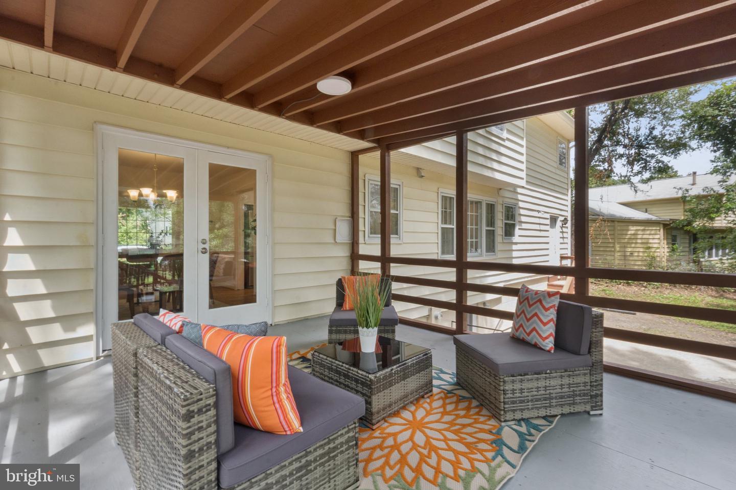 5803 SUNDERLAND CT, ALEXANDRIA, Virginia 22315, 4 Bedrooms Bedrooms, ,4 BathroomsBathrooms,Residential,For sale,5803 SUNDERLAND CT,VAFX2261678 MLS # VAFX2261678