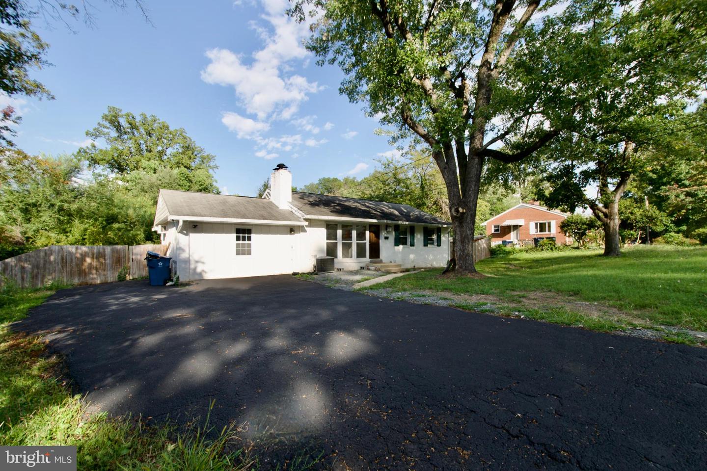 7538 AXTON ST, SPRINGFIELD, Virginia 22151, 4 Bedrooms Bedrooms, ,2 BathroomsBathrooms,Residential,For sale,7538 AXTON ST,VAFX2267296 MLS # VAFX2267296