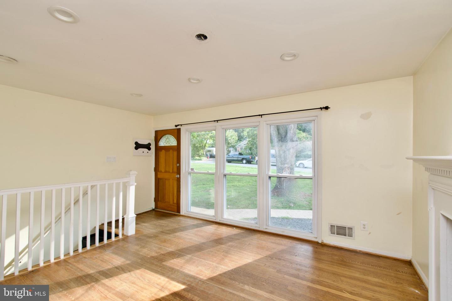 7538 AXTON ST, SPRINGFIELD, Virginia 22151, 4 Bedrooms Bedrooms, ,2 BathroomsBathrooms,Residential,For sale,7538 AXTON ST,VAFX2267296 MLS # VAFX2267296