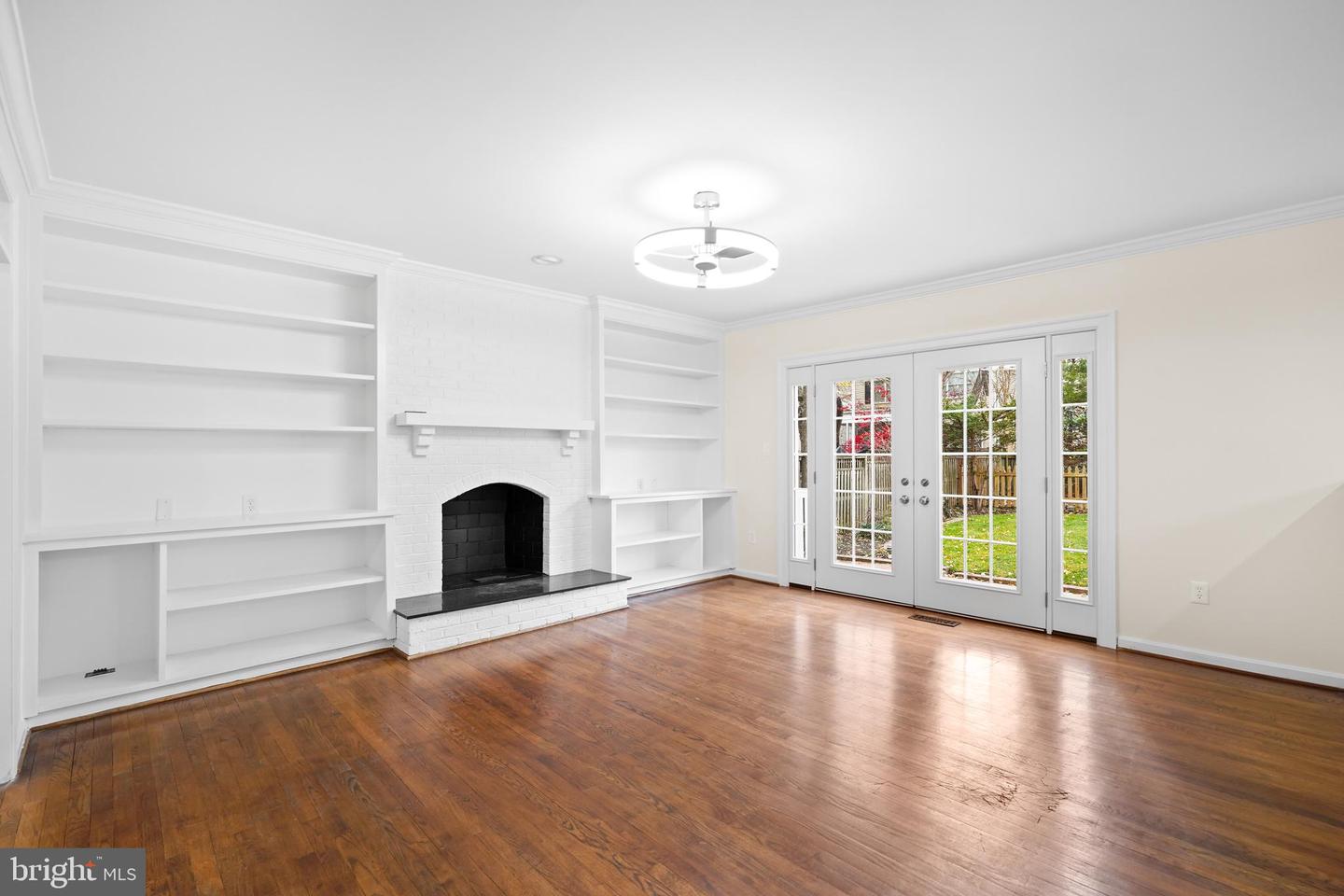 34 N GARFIELD ST, ARLINGTON, Virginia 22201, 4 Bedrooms Bedrooms, ,3 BathroomsBathrooms,Residential,For sale,34 N GARFIELD ST,VAAR2063828 MLS # VAAR2063828