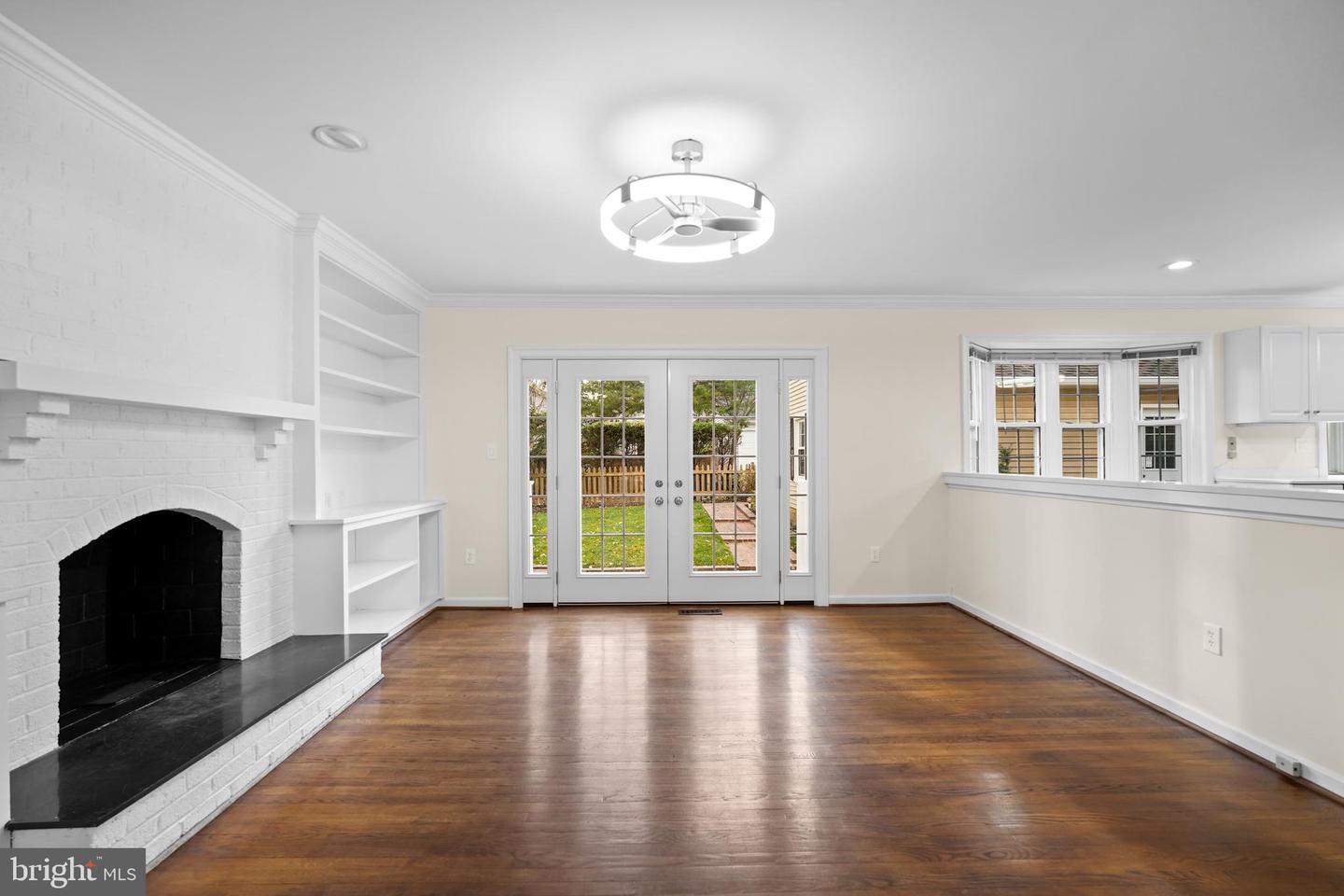 34 N GARFIELD ST, ARLINGTON, Virginia 22201, 4 Bedrooms Bedrooms, ,3 BathroomsBathrooms,Residential,For sale,34 N GARFIELD ST,VAAR2063828 MLS # VAAR2063828