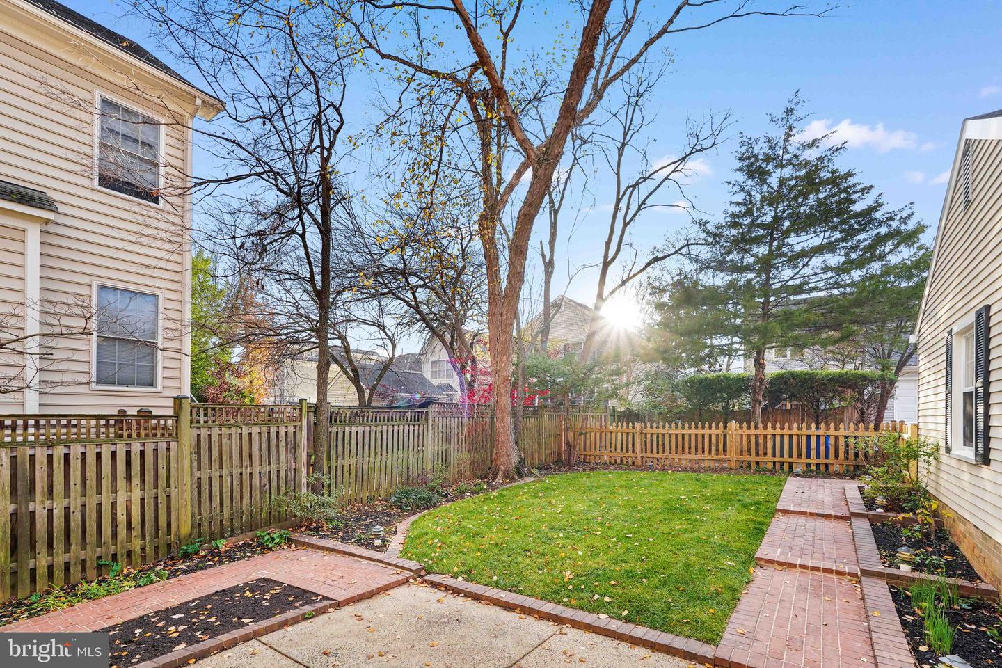 34 N GARFIELD ST, ARLINGTON, Virginia 22201, 4 Bedrooms Bedrooms, ,3 BathroomsBathrooms,Residential,For sale,34 N GARFIELD ST,VAAR2063828 MLS # VAAR2063828