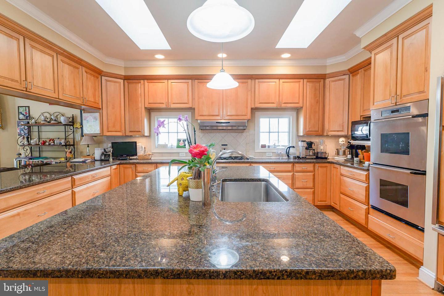 6956 BIRCH ST, FALLS CHURCH, Virginia 22046, 5 Bedrooms Bedrooms, ,5 BathroomsBathrooms,Residential,For sale,6956 BIRCH ST,VAFX2268090 MLS # VAFX2268090