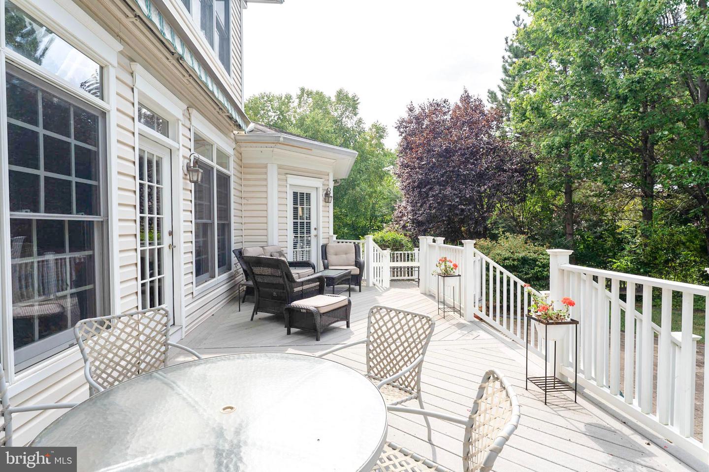 6956 BIRCH ST, FALLS CHURCH, Virginia 22046, 5 Bedrooms Bedrooms, ,5 BathroomsBathrooms,Residential,For sale,6956 BIRCH ST,VAFX2268090 MLS # VAFX2268090