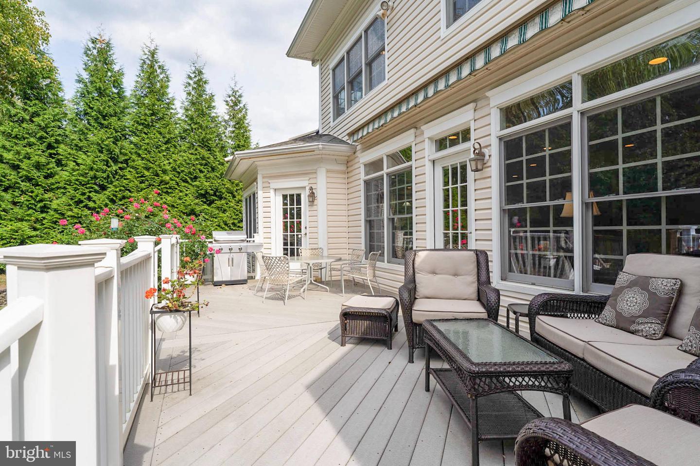 6956 BIRCH ST, FALLS CHURCH, Virginia 22046, 5 Bedrooms Bedrooms, ,5 BathroomsBathrooms,Residential,For sale,6956 BIRCH ST,VAFX2268090 MLS # VAFX2268090