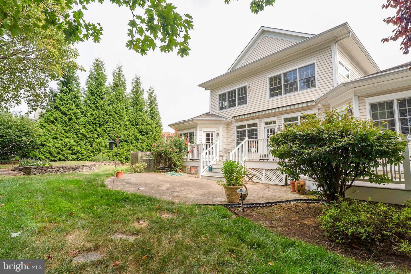 6956 BIRCH ST, FALLS CHURCH, Virginia 22046, 5 Bedrooms Bedrooms, ,5 BathroomsBathrooms,Residential,For sale,6956 BIRCH ST,VAFX2268090 MLS # VAFX2268090