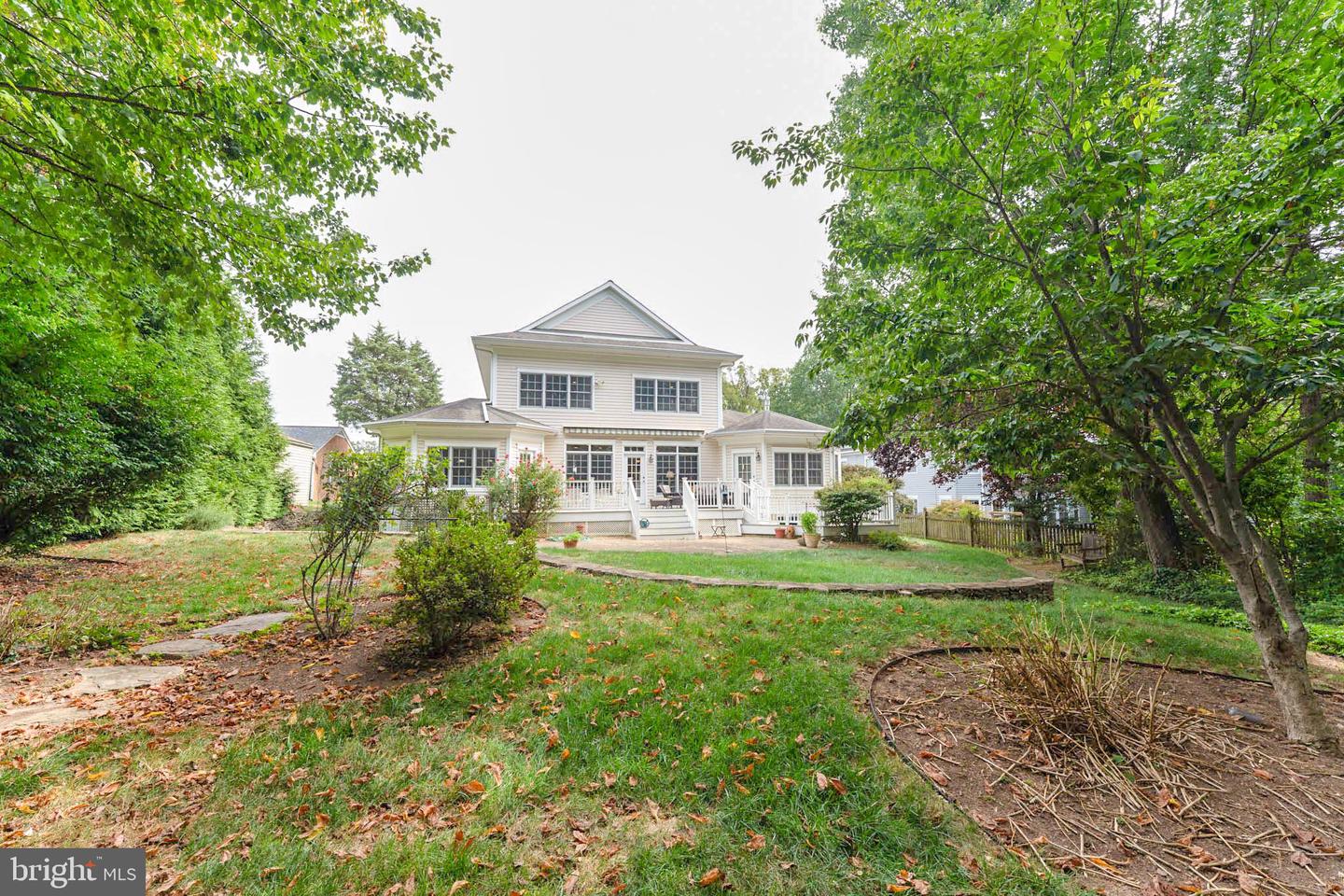 6956 BIRCH ST, FALLS CHURCH, Virginia 22046, 5 Bedrooms Bedrooms, ,5 BathroomsBathrooms,Residential,For sale,6956 BIRCH ST,VAFX2268090 MLS # VAFX2268090