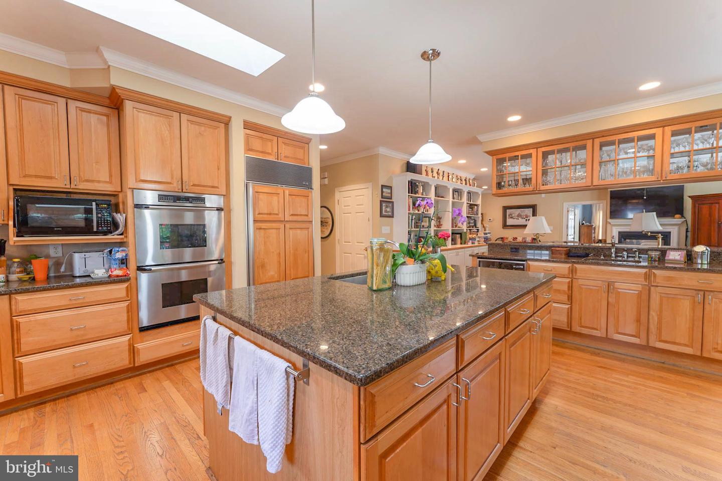 6956 BIRCH ST, FALLS CHURCH, Virginia 22046, 5 Bedrooms Bedrooms, ,5 BathroomsBathrooms,Residential,For sale,6956 BIRCH ST,VAFX2268090 MLS # VAFX2268090