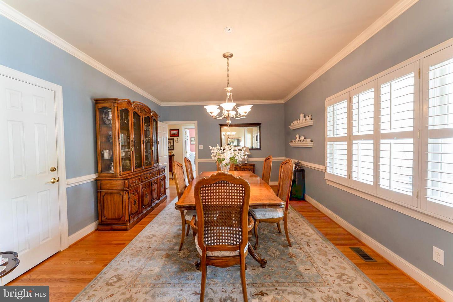 6956 BIRCH ST, FALLS CHURCH, Virginia 22046, 5 Bedrooms Bedrooms, ,5 BathroomsBathrooms,Residential,For sale,6956 BIRCH ST,VAFX2268090 MLS # VAFX2268090