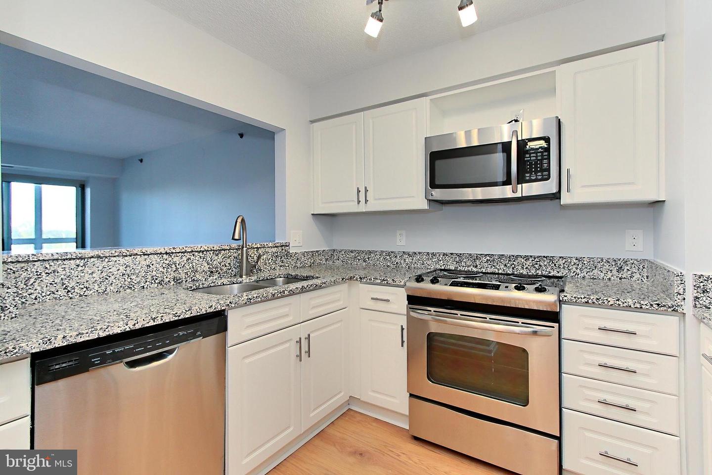 2121 JAMIESON AVE #710, ALEXANDRIA, Virginia 22314, 1 Bedroom Bedrooms, ,1 BathroomBathrooms,Residential,For sale,2121 JAMIESON AVE #710,VAAX2050032 MLS # VAAX2050032