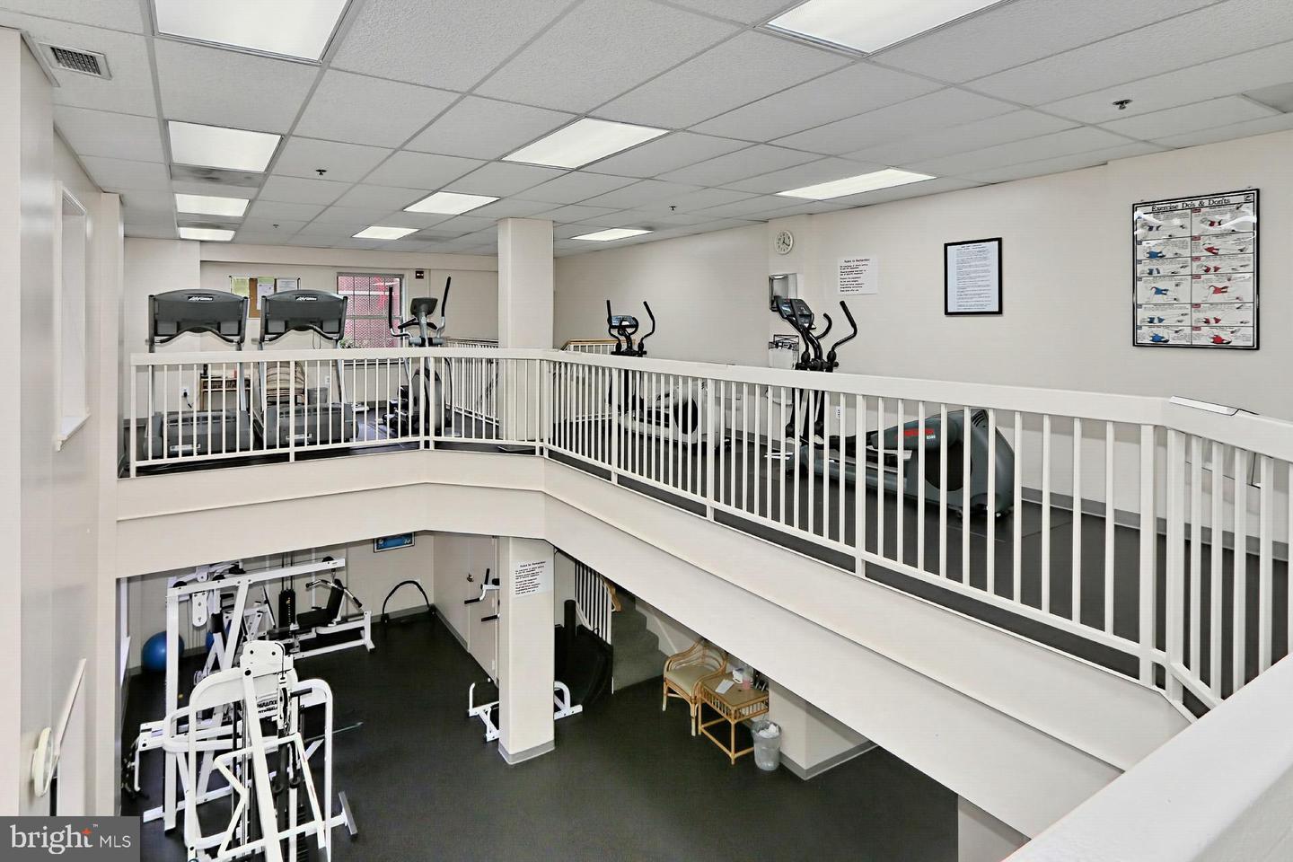 2121 JAMIESON AVE #710, ALEXANDRIA, Virginia 22314, 1 Bedroom Bedrooms, ,1 BathroomBathrooms,Residential,For sale,2121 JAMIESON AVE #710,VAAX2050032 MLS # VAAX2050032