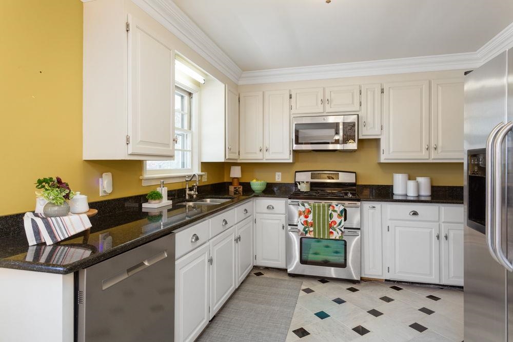 210 EDGEWOOD RD, STAUNTON, Virginia 24401, 3 Bedrooms Bedrooms, ,2 BathroomsBathrooms,Residential,210 EDGEWOOD RD,671226 MLS # 671226