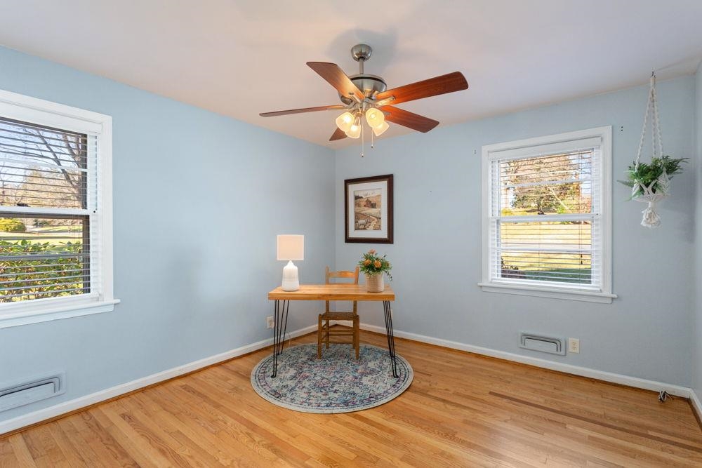 210 EDGEWOOD RD, STAUNTON, Virginia 24401, 3 Bedrooms Bedrooms, ,2 BathroomsBathrooms,Residential,210 EDGEWOOD RD,671226 MLS # 671226