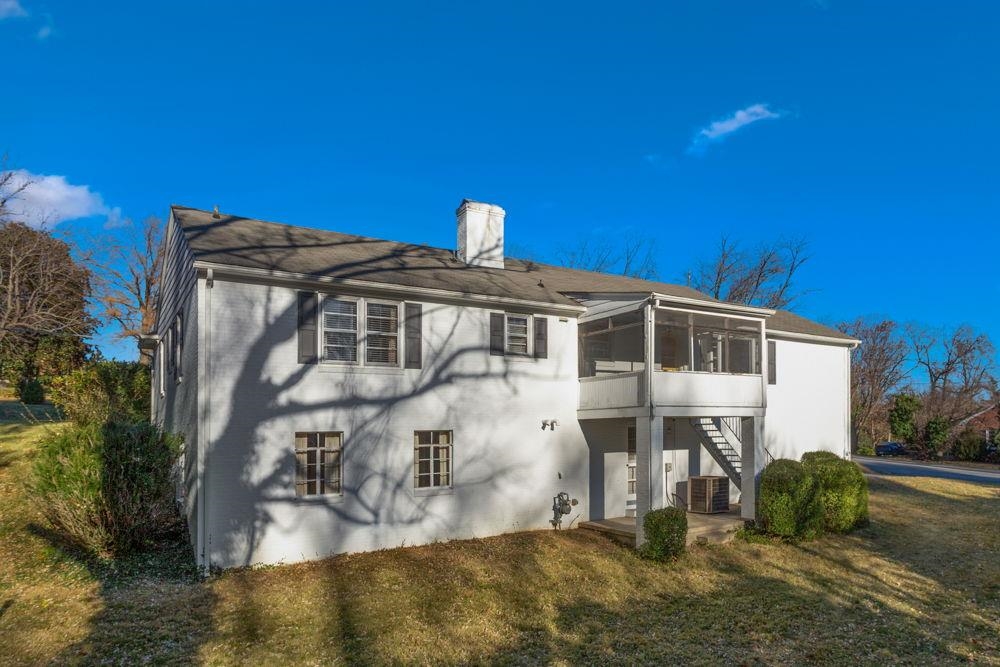 210 EDGEWOOD RD, STAUNTON, Virginia 24401, 3 Bedrooms Bedrooms, ,2 BathroomsBathrooms,Residential,210 EDGEWOOD RD,671226 MLS # 671226