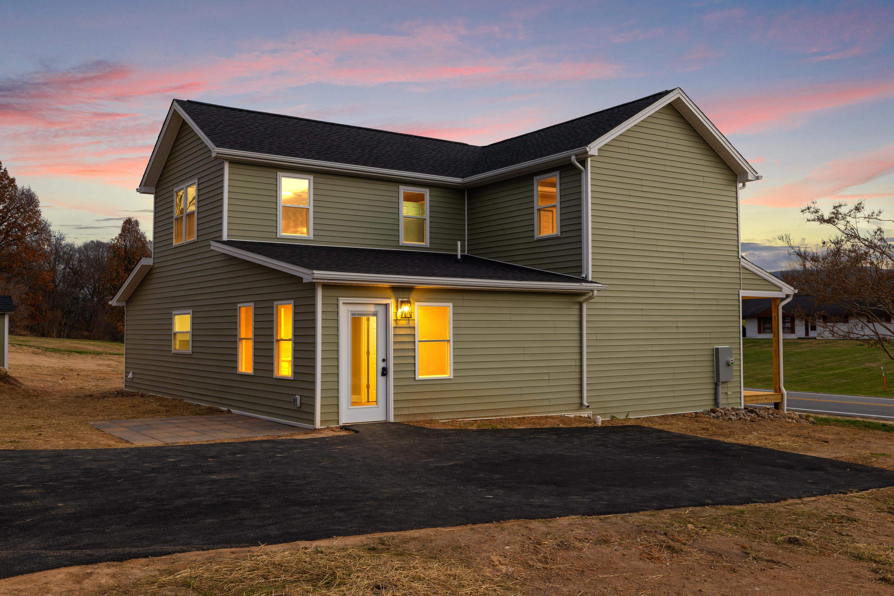 1800 STUARTS DRAFT HWY, STUARTS DRAFT, Virginia 24477, 4 Bedrooms Bedrooms, ,3 BathroomsBathrooms,Residential,1800 STUARTS DRAFT HWY,671228 MLS # 671228