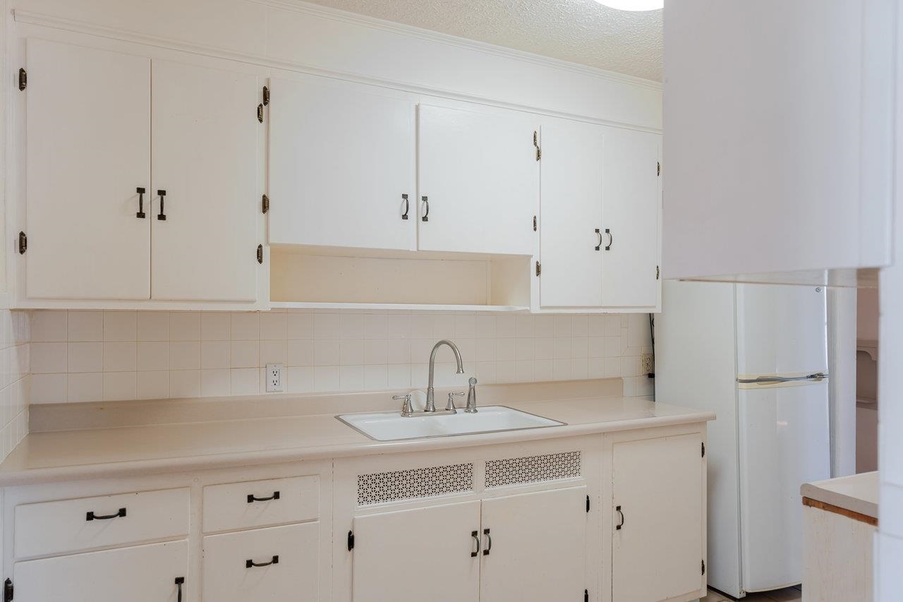 410 E ROCKINGHAM ST, ELKTON, Virginia 22827, 4 Bedrooms Bedrooms, ,2 BathroomsBathrooms,Residential,410 E ROCKINGHAM ST,671238 MLS # 671238