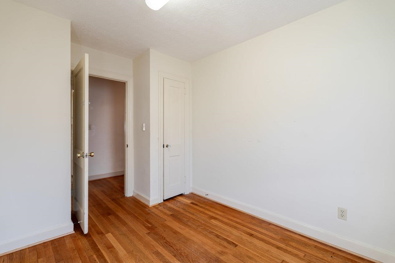 410 E ROCKINGHAM ST, ELKTON, Virginia 22827, 4 Bedrooms Bedrooms, ,2 BathroomsBathrooms,Residential,410 E ROCKINGHAM ST,671238 MLS # 671238