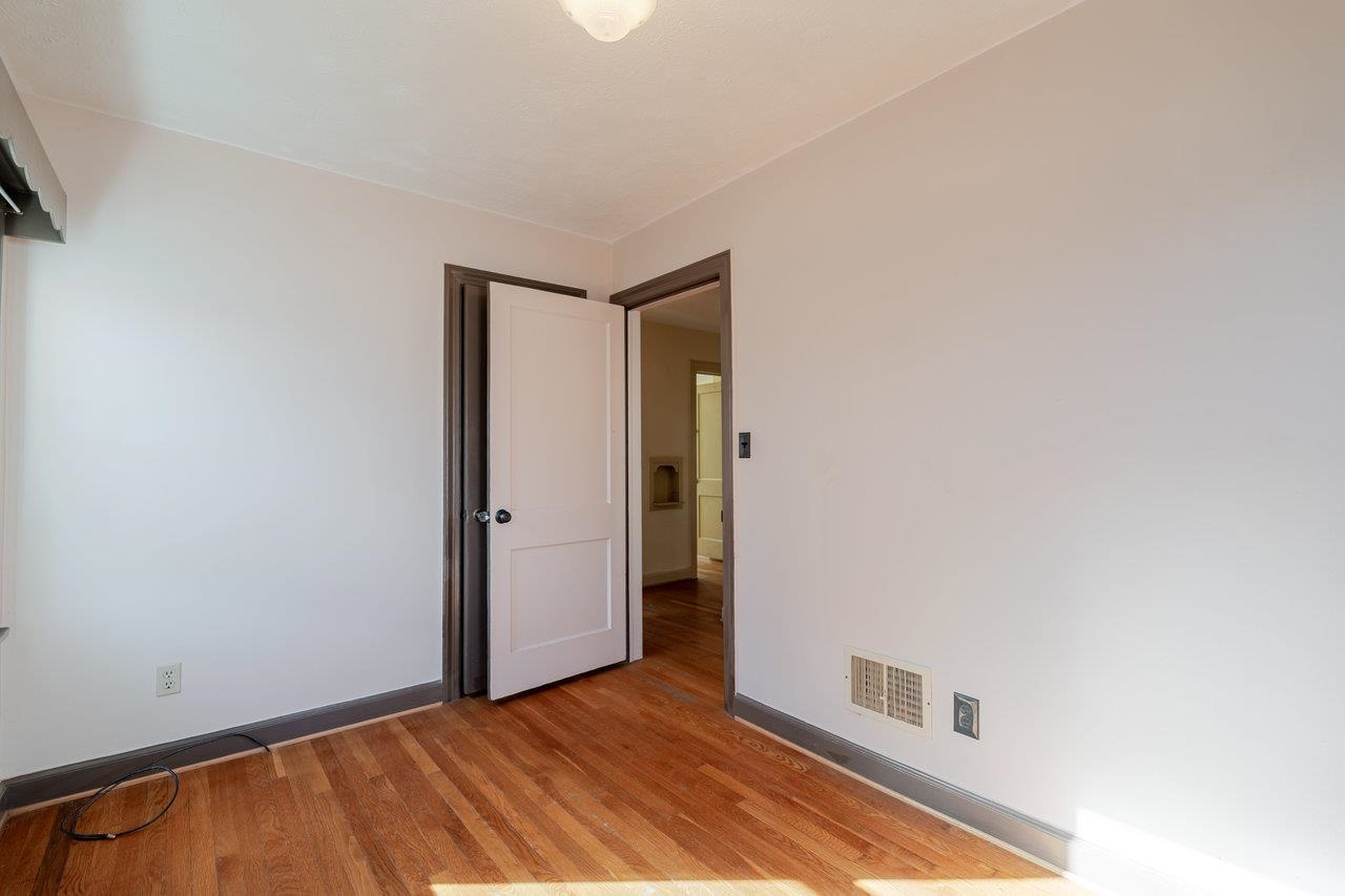 410 E ROCKINGHAM ST, ELKTON, Virginia 22827, 4 Bedrooms Bedrooms, ,2 BathroomsBathrooms,Residential,410 E ROCKINGHAM ST,671238 MLS # 671238