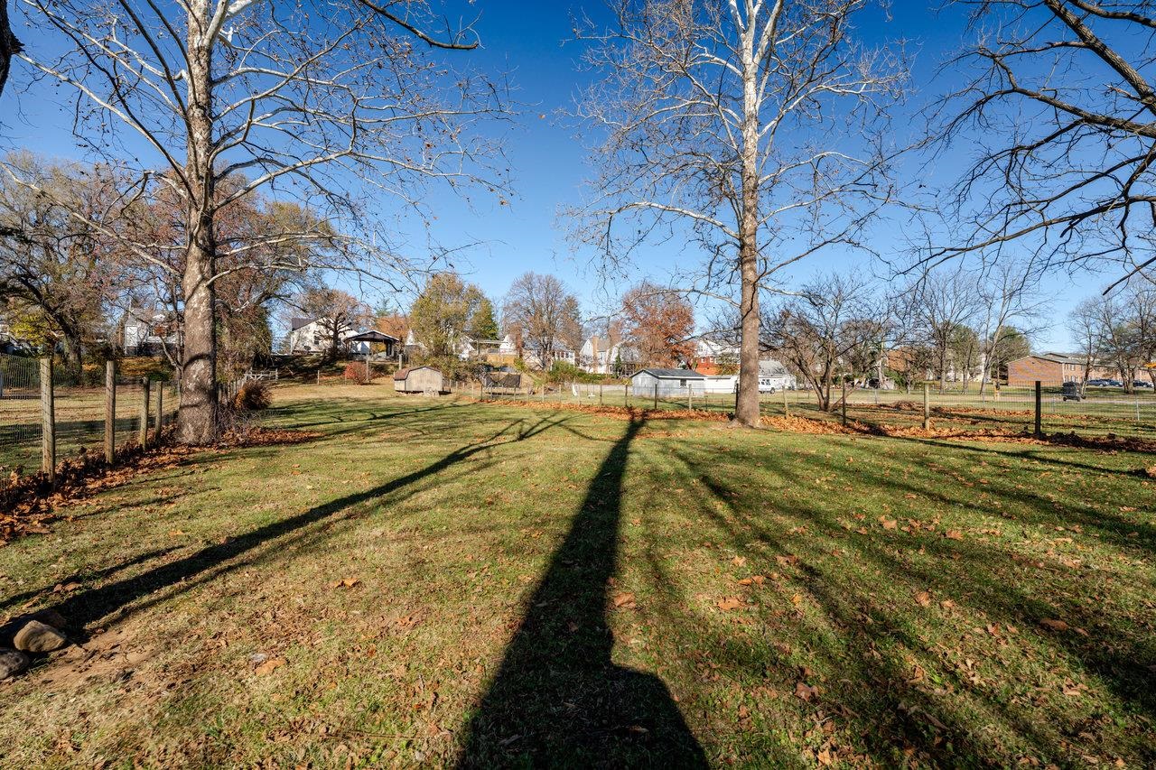 410 E ROCKINGHAM ST, ELKTON, Virginia 22827, 4 Bedrooms Bedrooms, ,2 BathroomsBathrooms,Residential,410 E ROCKINGHAM ST,671238 MLS # 671238