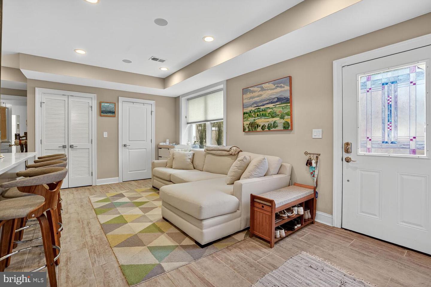 1014 10TH ST NE #1, WASHINGTON, District Of Columbia 20002, 2 Bedrooms Bedrooms, ,2 BathroomsBathrooms,Residential,For sale,1014 10TH ST NE #1,DCDC2225002 MLS # DCDC2225002