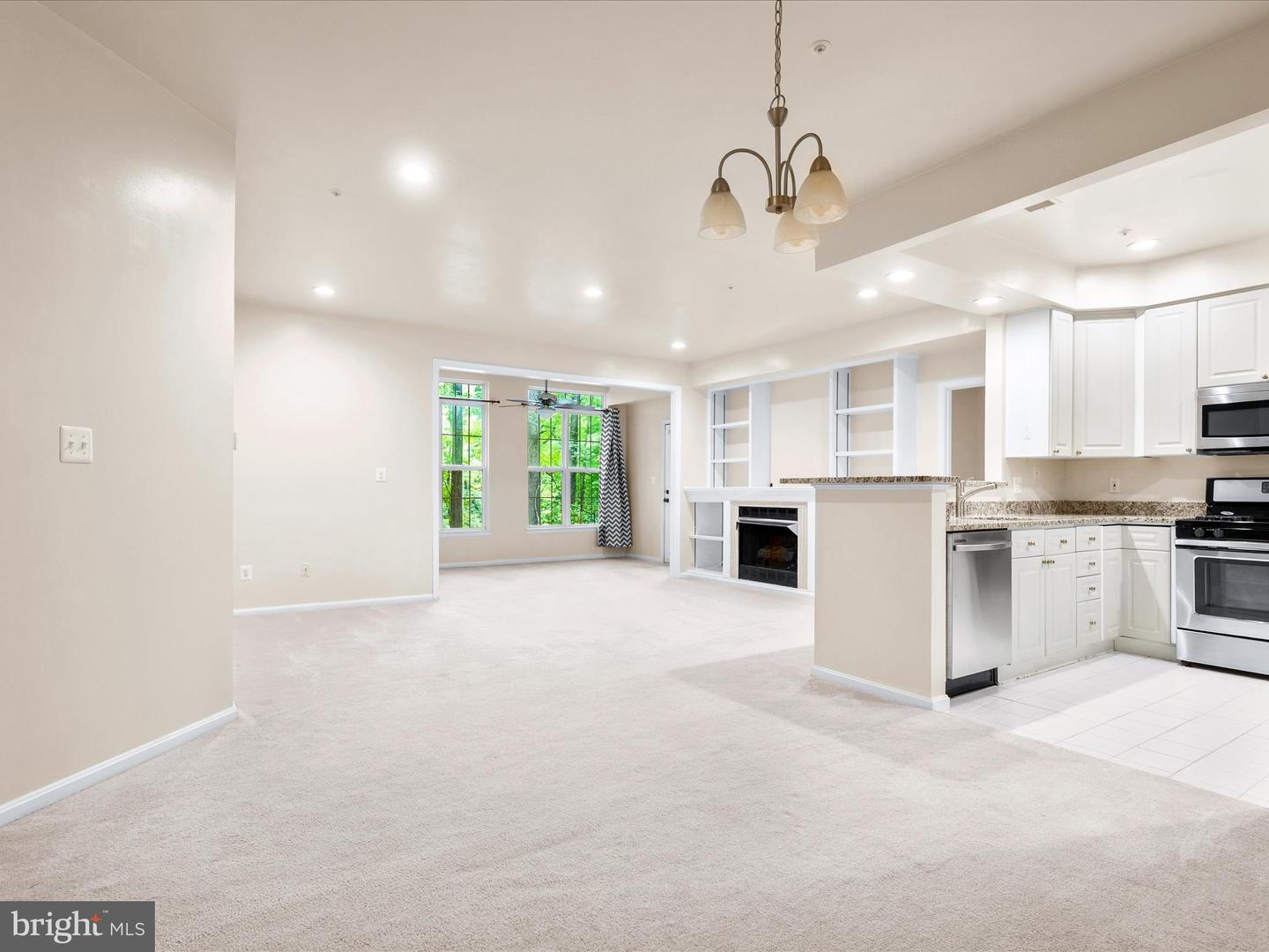 7708-B HAYNES POINT WAY #9B, ALEXANDRIA, Virginia 22315, 2 Bedrooms Bedrooms, ,2 BathroomsBathrooms,Residential,For sale,7708-B HAYNES POINT WAY #9B,VAFX2273340 MLS # VAFX2273340