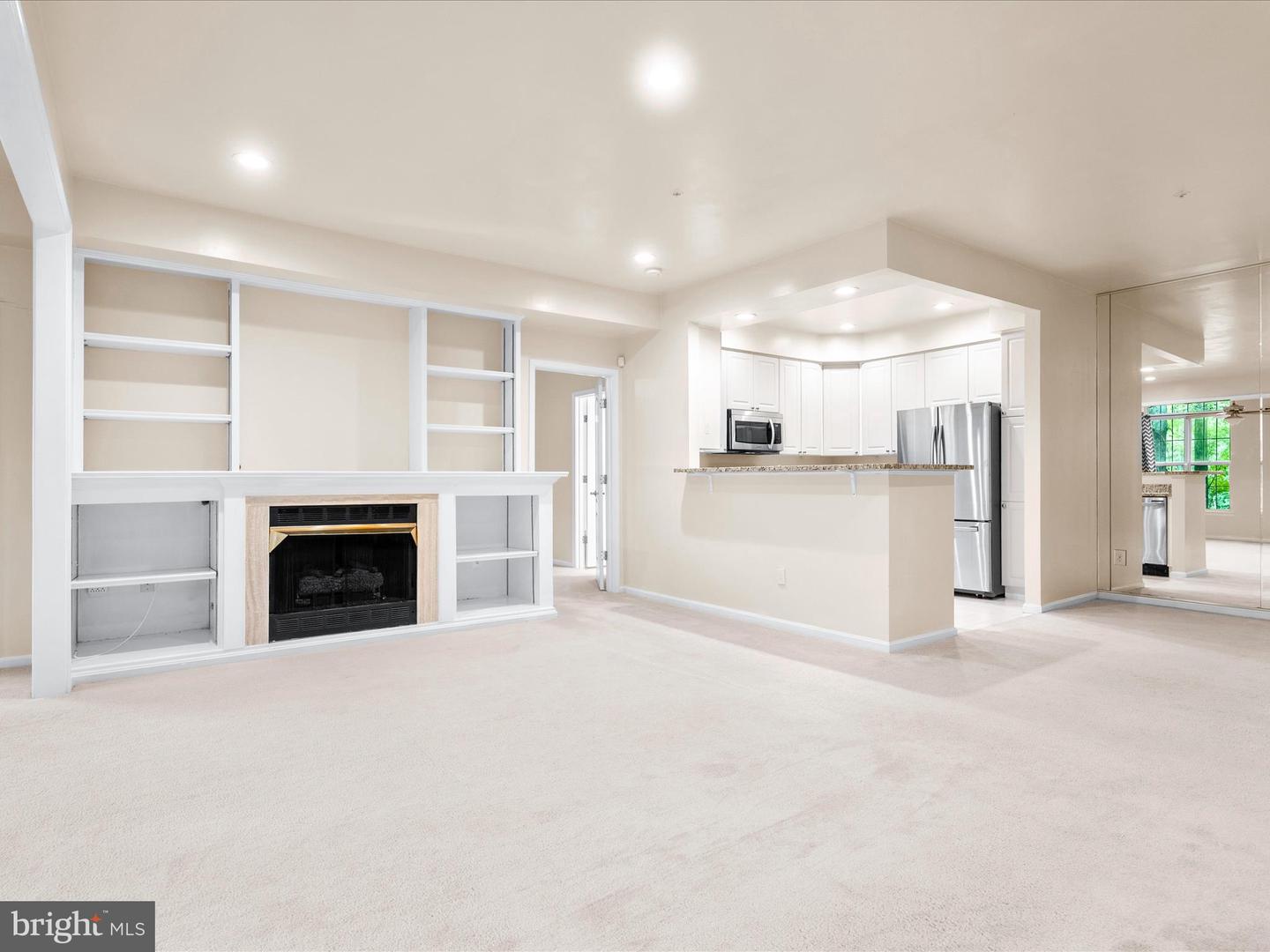 7708-B HAYNES POINT WAY #9B, ALEXANDRIA, Virginia 22315, 2 Bedrooms Bedrooms, ,2 BathroomsBathrooms,Residential,For sale,7708-B HAYNES POINT WAY #9B,VAFX2273340 MLS # VAFX2273340