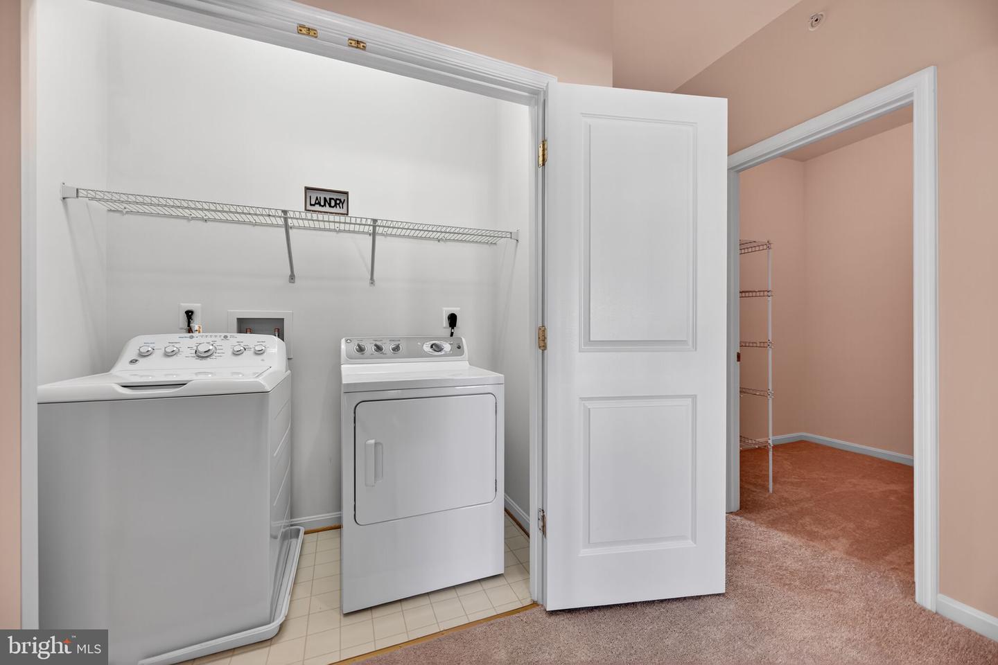 8015 CRESCENT PARK DR, GAINESVILLE, Virginia 20155, 3 Bedrooms Bedrooms, ,2 BathroomsBathrooms,Residential,For sale,8015 CRESCENT PARK DR,VAPW2105812 MLS # VAPW2105812 8015 CRESCENT PARK DR, GAINESVILLE, Virginia 20155, 3 Bedrooms Bedrooms, ,2 BathroomsBathrooms,Residential,For sale,8015 CRESCENT PARK DR,VAPW2105812 MLS # VAPW2105812