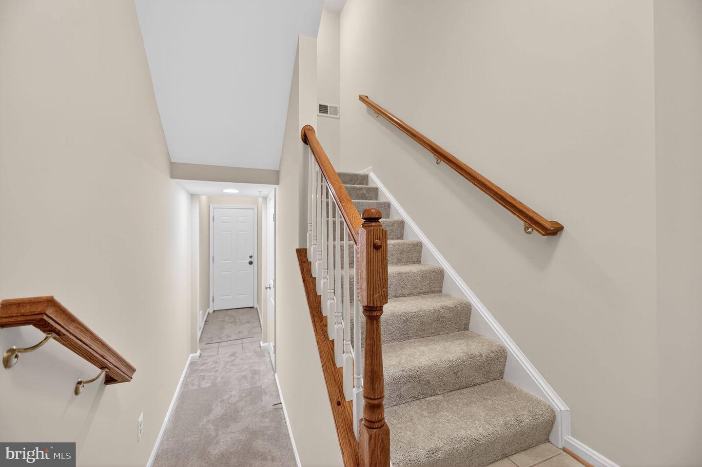 8015 CRESCENT PARK DR, GAINESVILLE, Virginia 20155, 3 Bedrooms Bedrooms, ,2 BathroomsBathrooms,Residential,For sale,8015 CRESCENT PARK DR,VAPW2105812 MLS # VAPW2105812 8015 CRESCENT PARK DR, GAINESVILLE, Virginia 20155, 3 Bedrooms Bedrooms, ,2 BathroomsBathrooms,Residential,For sale,8015 CRESCENT PARK DR,VAPW2105812 MLS # VAPW2105812