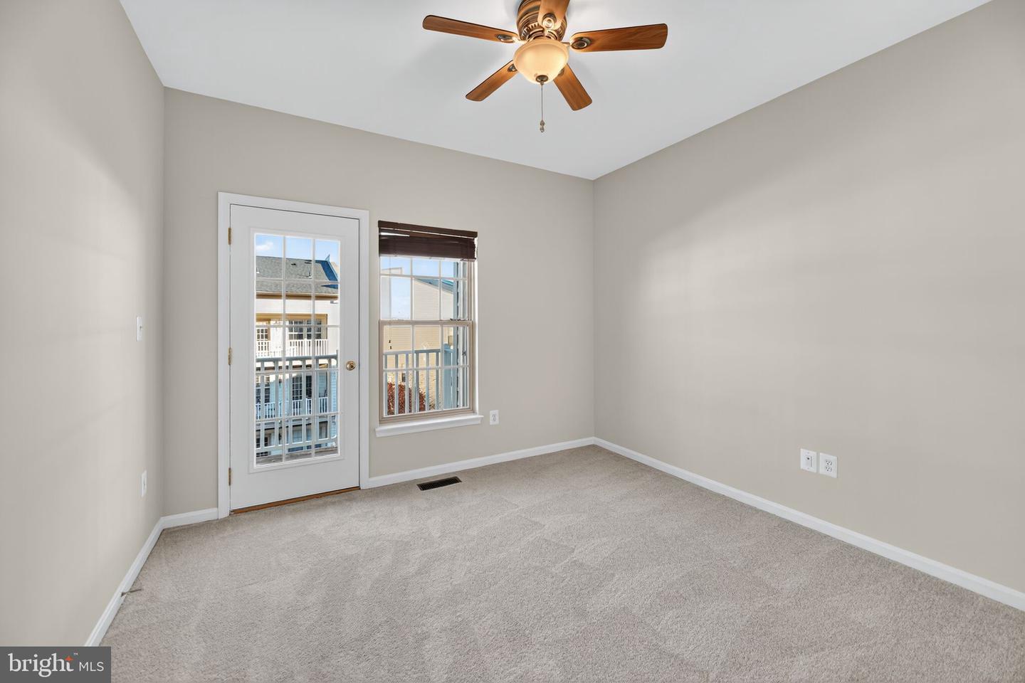 8015 CRESCENT PARK DR, GAINESVILLE, Virginia 20155, 3 Bedrooms Bedrooms, ,2 BathroomsBathrooms,Residential,For sale,8015 CRESCENT PARK DR,VAPW2105812 MLS # VAPW2105812 8015 CRESCENT PARK DR, GAINESVILLE, Virginia 20155, 3 Bedrooms Bedrooms, ,2 BathroomsBathrooms,Residential,For sale,8015 CRESCENT PARK DR,VAPW2105812 MLS # VAPW2105812