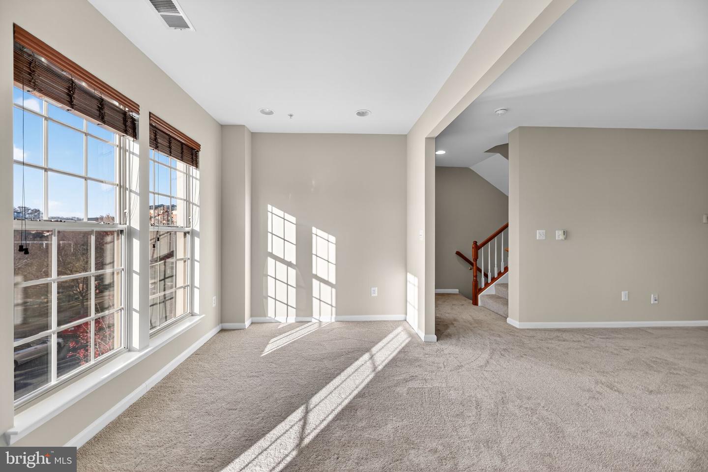 8015 CRESCENT PARK DR, GAINESVILLE, Virginia 20155, 3 Bedrooms Bedrooms, ,2 BathroomsBathrooms,Residential,For sale,8015 CRESCENT PARK DR,VAPW2105812 MLS # VAPW2105812 8015 CRESCENT PARK DR, GAINESVILLE, Virginia 20155, 3 Bedrooms Bedrooms, ,2 BathroomsBathrooms,Residential,For sale,8015 CRESCENT PARK DR,VAPW2105812 MLS # VAPW2105812