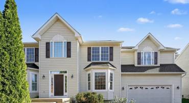 9923 HOLLAND MEADOWS CT, FREDERICKSBURG, Virginia 22408, 4 Bedrooms Bedrooms, ,2 BathroomsBathrooms,Residential,For sale,9923 HOLLAND MEADOWS CT,VASP2037080 MLS # VASP2037080