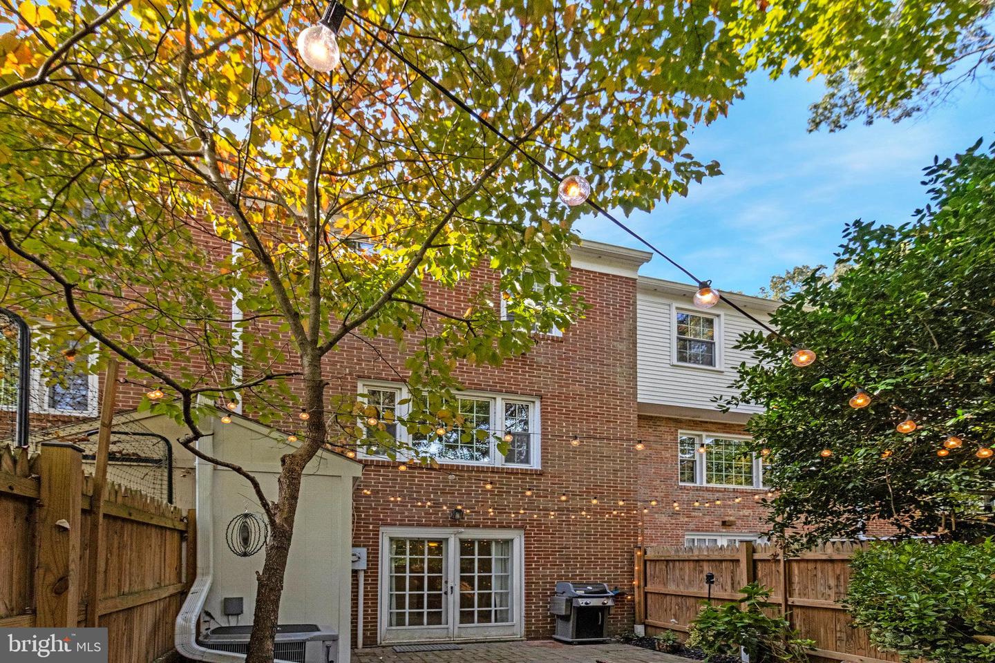 6513 ORONO CT, SPRINGFIELD, Virginia 22152, 2 Bedrooms Bedrooms, ,2 BathroomsBathrooms,Residential,For sale,6513 ORONO CT,VAFX2275482 MLS # VAFX2275482