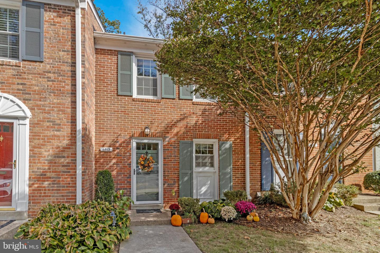 6513 ORONO CT, SPRINGFIELD, Virginia 22152, 2 Bedrooms Bedrooms, ,2 BathroomsBathrooms,Residential,For sale,6513 ORONO CT,VAFX2275482 MLS # VAFX2275482