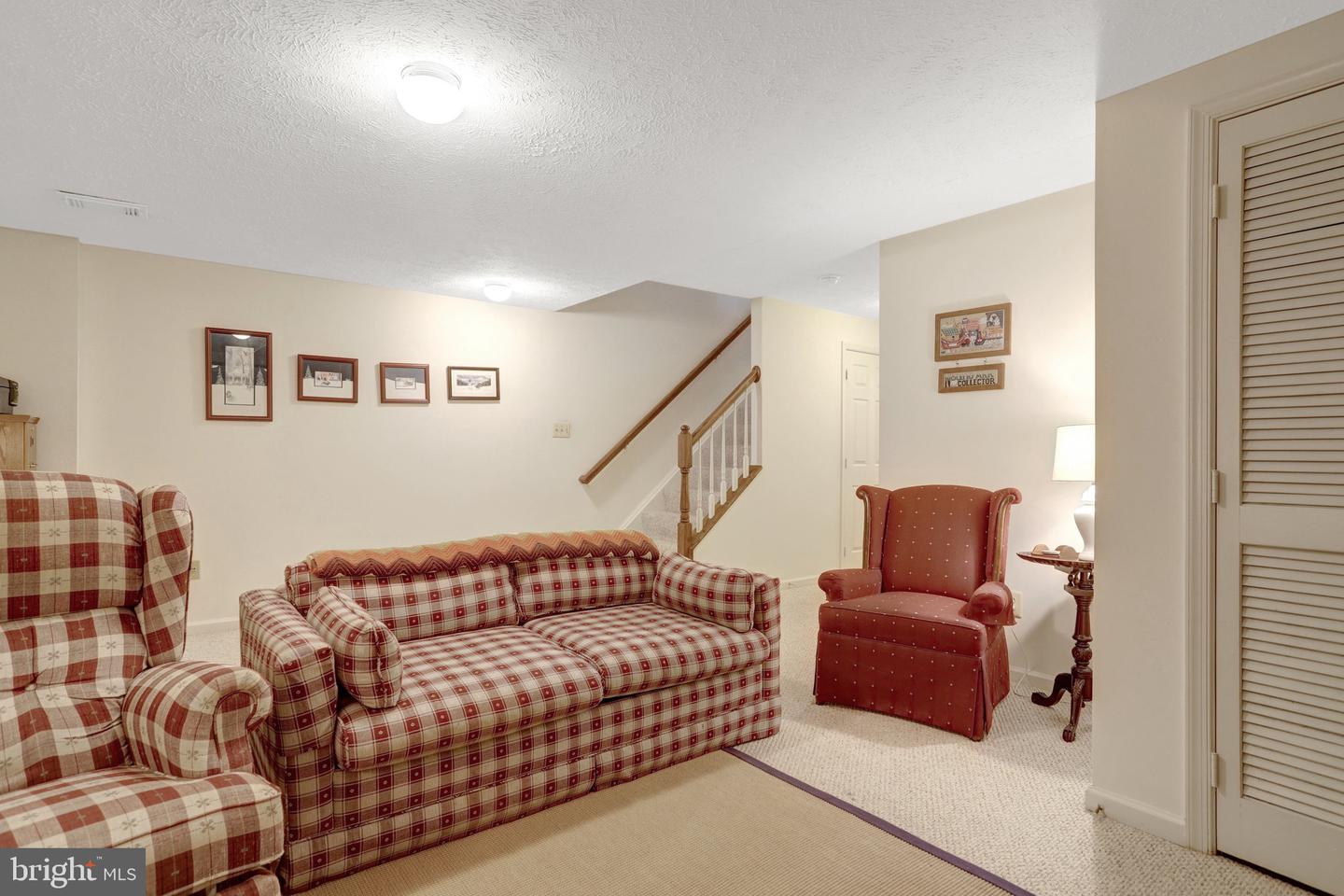 9678 DUTCHMAN DR, LORTON, Virginia 22079, 2 Bedrooms Bedrooms, ,2 BathroomsBathrooms,Residential,For sale,9678 DUTCHMAN DR,VAFX2276946 MLS # VAFX2276946