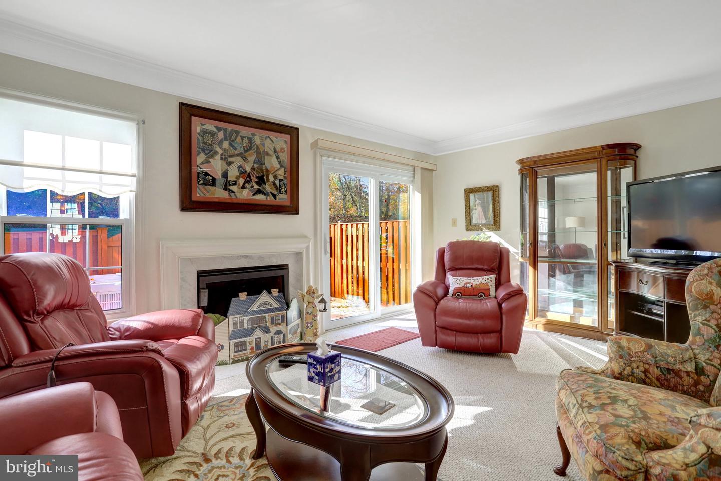 9678 DUTCHMAN DR, LORTON, Virginia 22079, 2 Bedrooms Bedrooms, ,2 BathroomsBathrooms,Residential,For sale,9678 DUTCHMAN DR,VAFX2276946 MLS # VAFX2276946