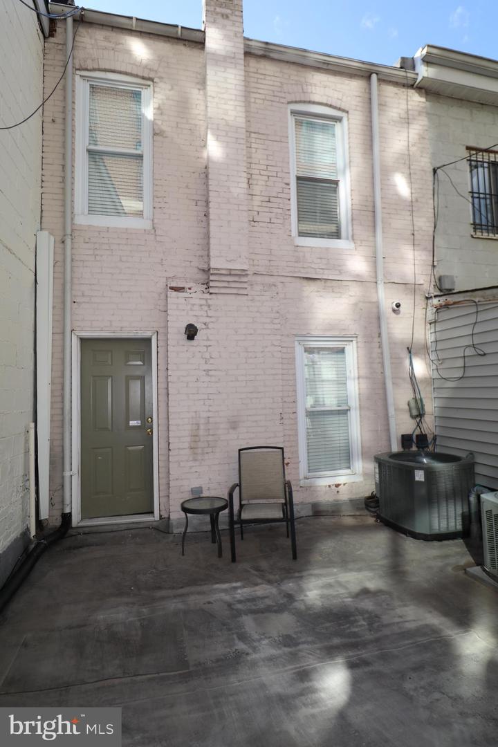 1203 U ST NW, WASHINGTON, District Of Columbia 20009, 4 Bedrooms Bedrooms, ,2 BathroomsBathrooms,Residential,For sale,1203 U ST NW,DCDC2229728 MLS # DCDC2229728